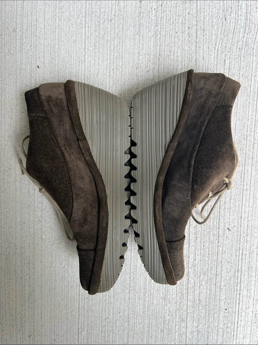 Fly London Yif Dark Brown Suede Lace-Up Oxfords with Cream Laces Size 36